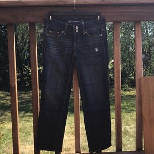 American Eagle, “artist”, reg Capri jeans. Size 00
